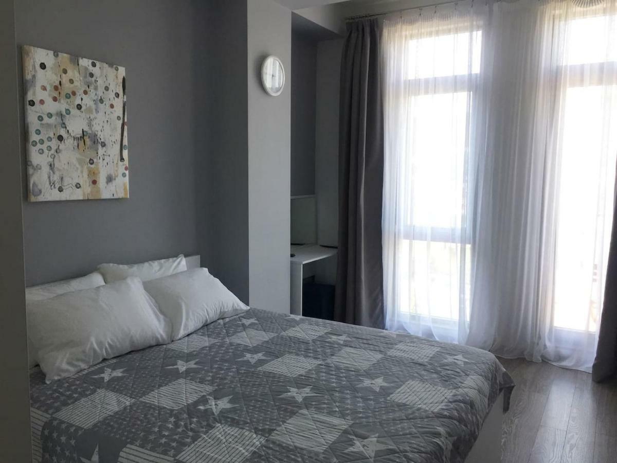 Sunny Apartment Ortachala Tbilissi Extérieur photo